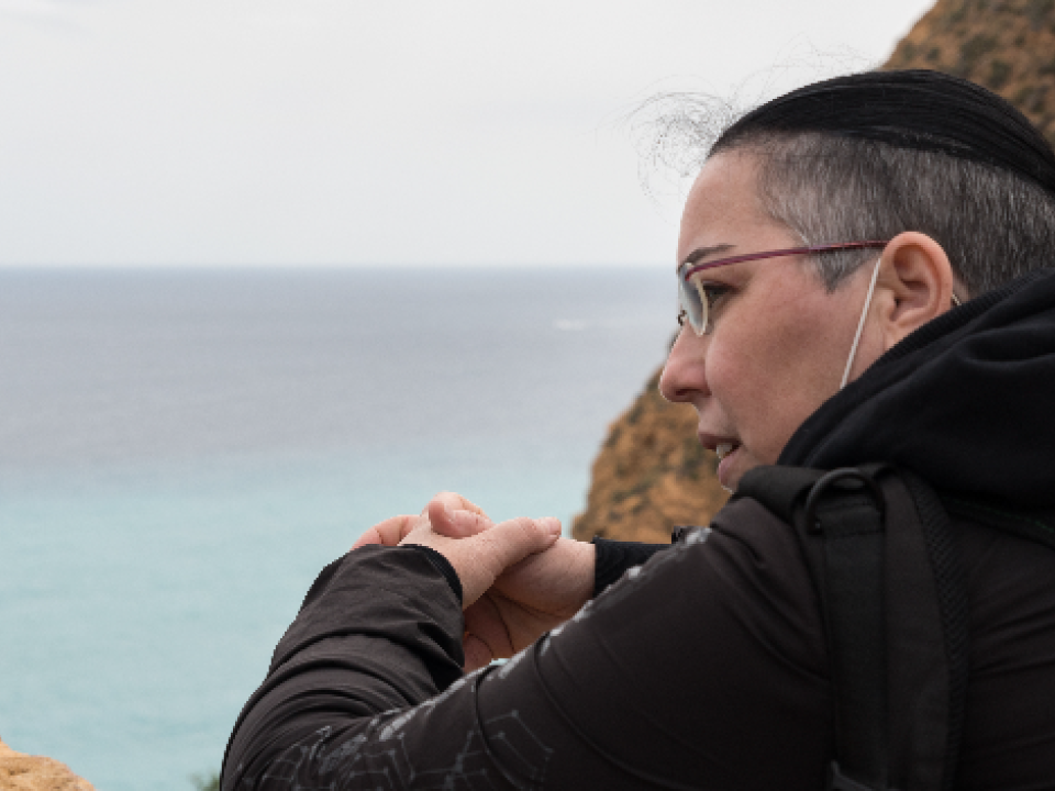 woman-on-beach-crop.PNG